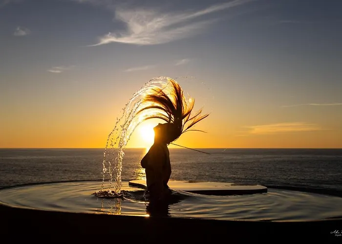 Casa Marlin-amazing Iconic With Access Villa